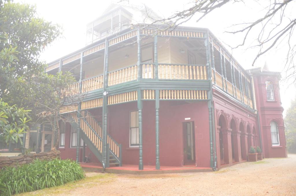 Leura House Hotel Exterior photo